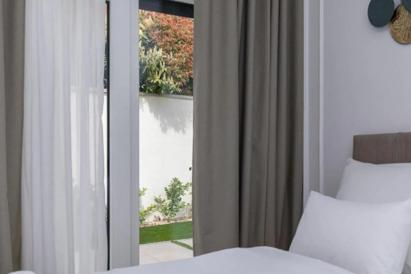 Annabel'S Luxury Apartment With Private Pool, Jacuzzi And Sauna