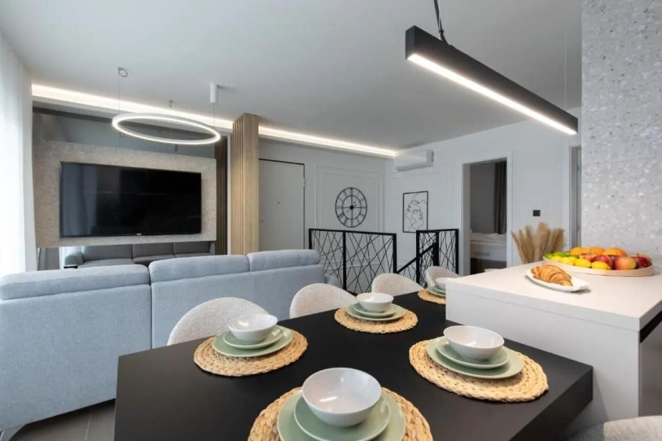 Annabel'S Luxury Apartment With Private Pool, Jacuzzi And Sauna  Krk Town